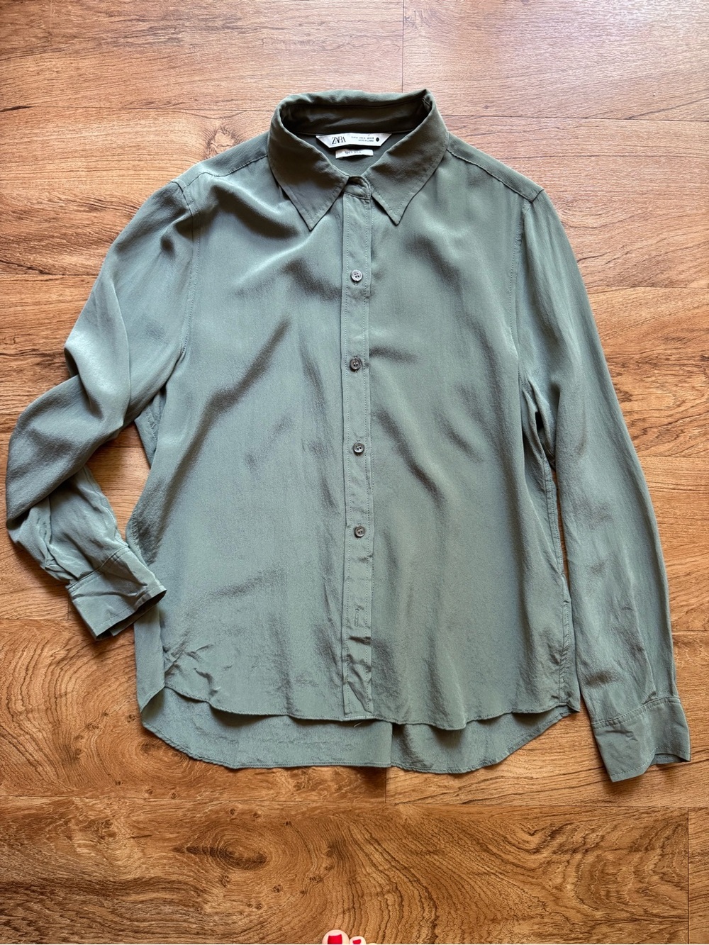 Zara woman Olive Button-Down Long Sleeve Shirt